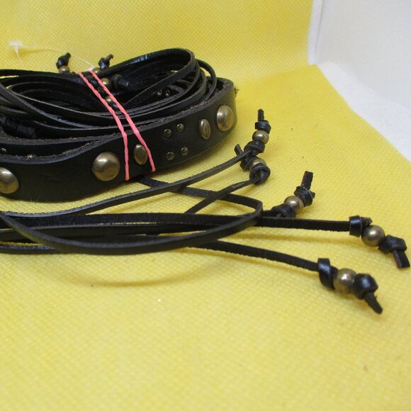 Coldwater Creek W. Original Brass Tone Studded Tassel Narrow Black Real Leather - Picture 2 of 8